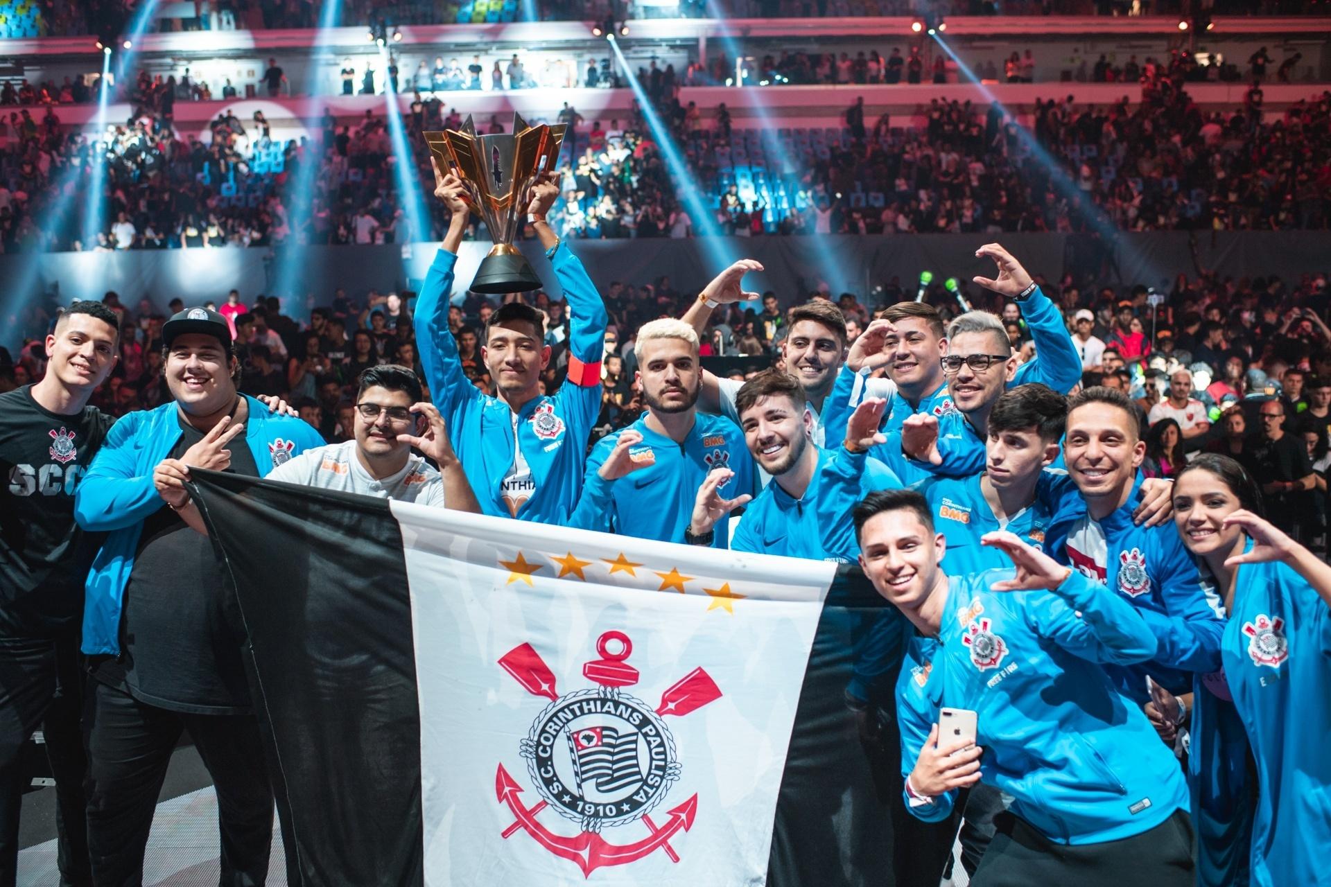 Corinthians é campeão mundial de Free Fire com virada histórica - 16/11/2019 - UOL Start