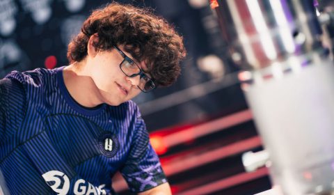 Blaz, da 2GAME, brilha em final mundial e emociona fãs de Street…