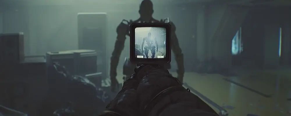 ROUTINE entrega terror sujo, tenso e cheio de falhas lunares