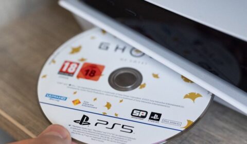 Sony impõe regras severas nas redes sociais após crise da mídia física