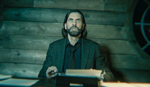 Alan Wake 2 passa de 3 milhões e finalmente o escritor escapou do Dark Place do Excel