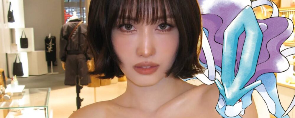 Momo, do TWICE, surpreende fãs ao abrir carta rara de Pokémon para usar no celular